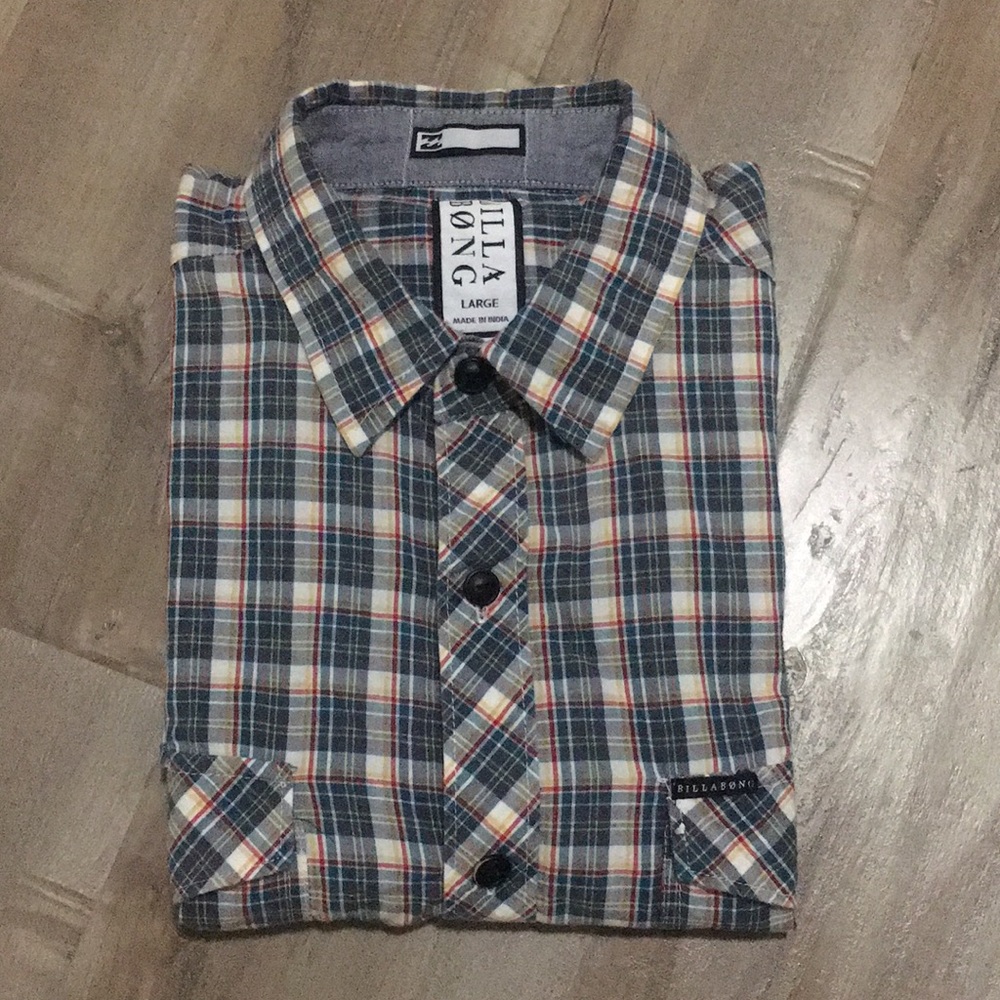 Billabong | Short Sleeve Button Down | Casual